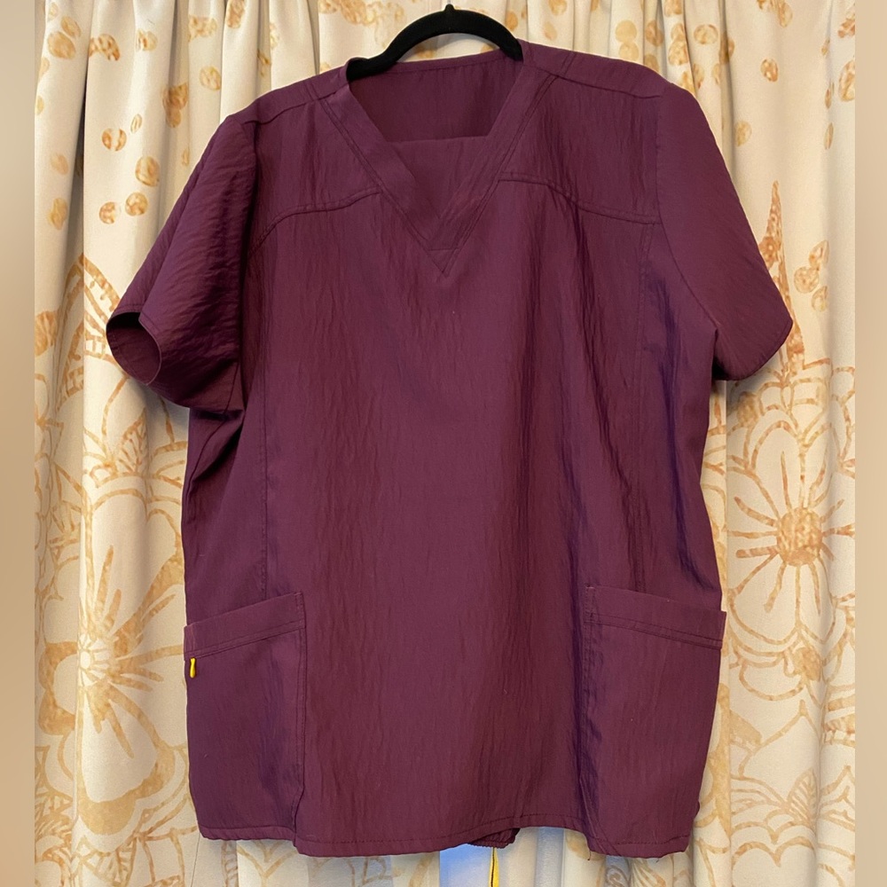 Wonderwinks Scrub Set Eggplant